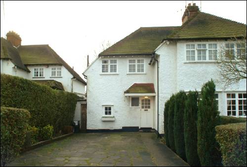 08 Brookland Close